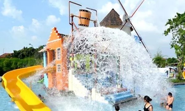 I Amsterdam Waterpark Tangerang