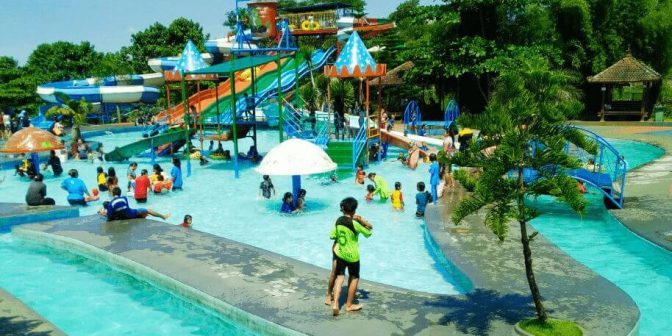 Kolam Renang di Kuningan