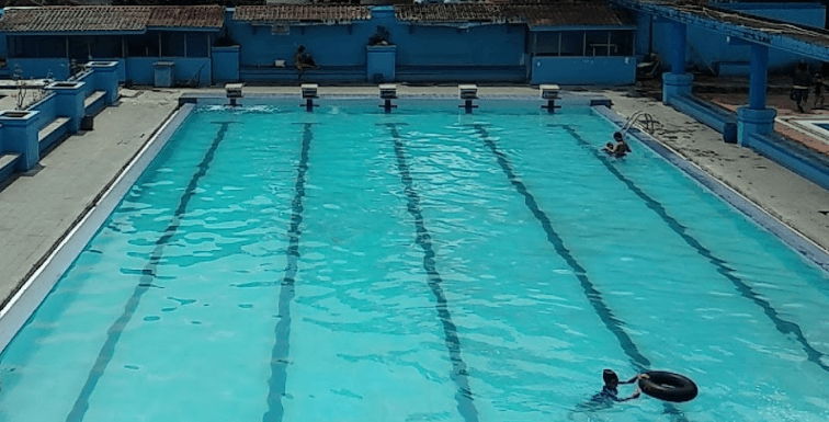 Kolam Renang di Solo 