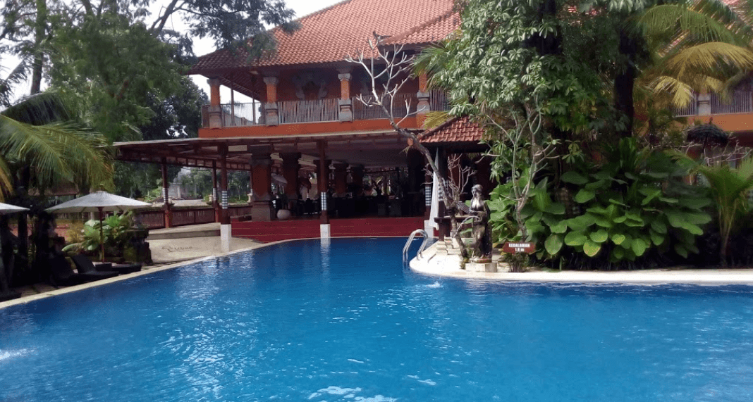 Hotel dengan Kolam Renang di Malang