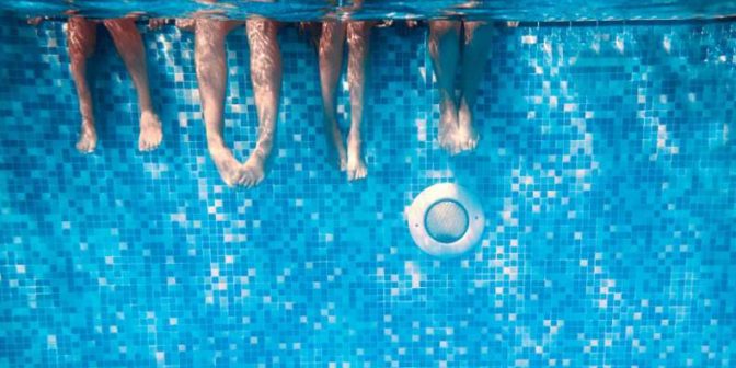 air kolam renang