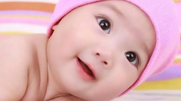 nama perempuan november