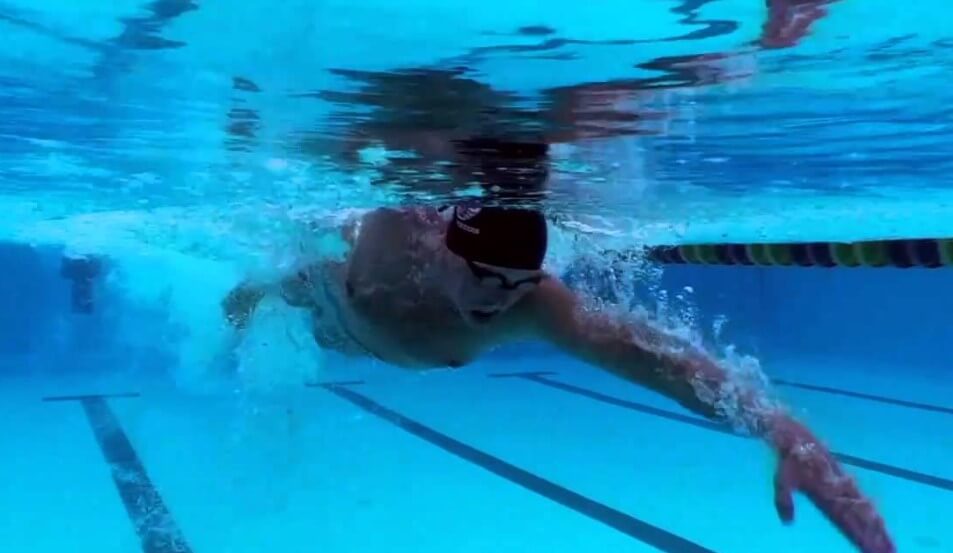 cara berenang yang benar