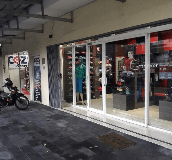 Toko Perlengkapan Renang di Magelang