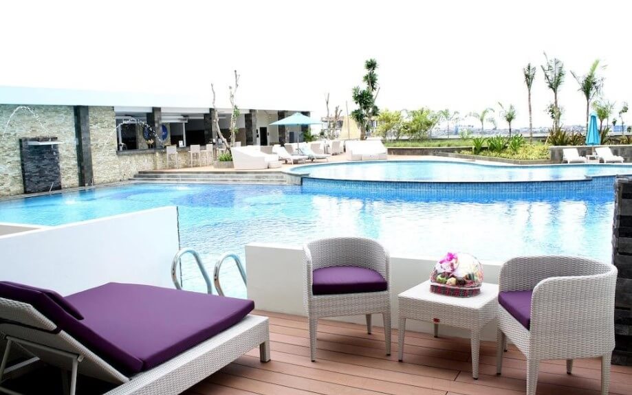 hotel dengan kolam renang di Makassar