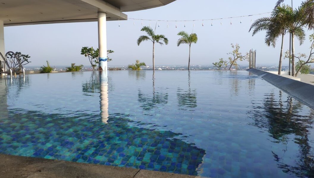 Swiss Bellin - Hotel dengan kolam renang di Pekanbaru
