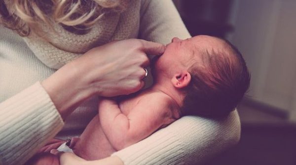 feses bayi baru lahir