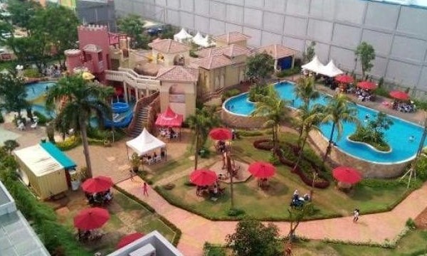 kolam renang di cikarang