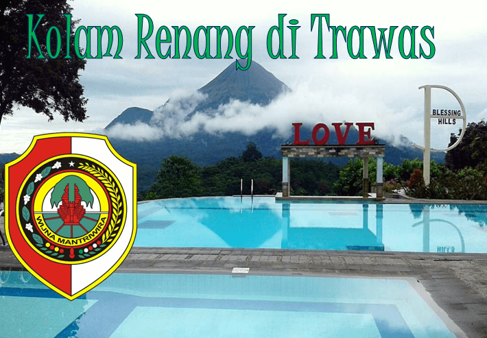 Kolam Renang di Trawas