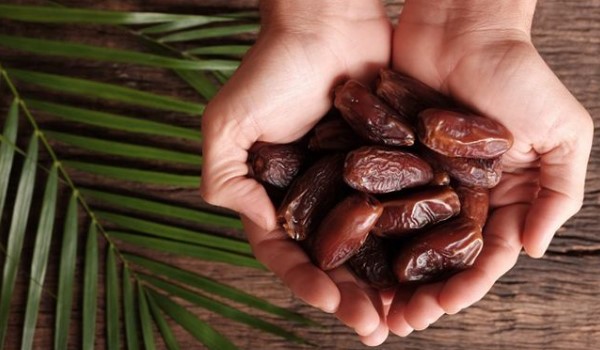 kurma untuk ibu menyusui