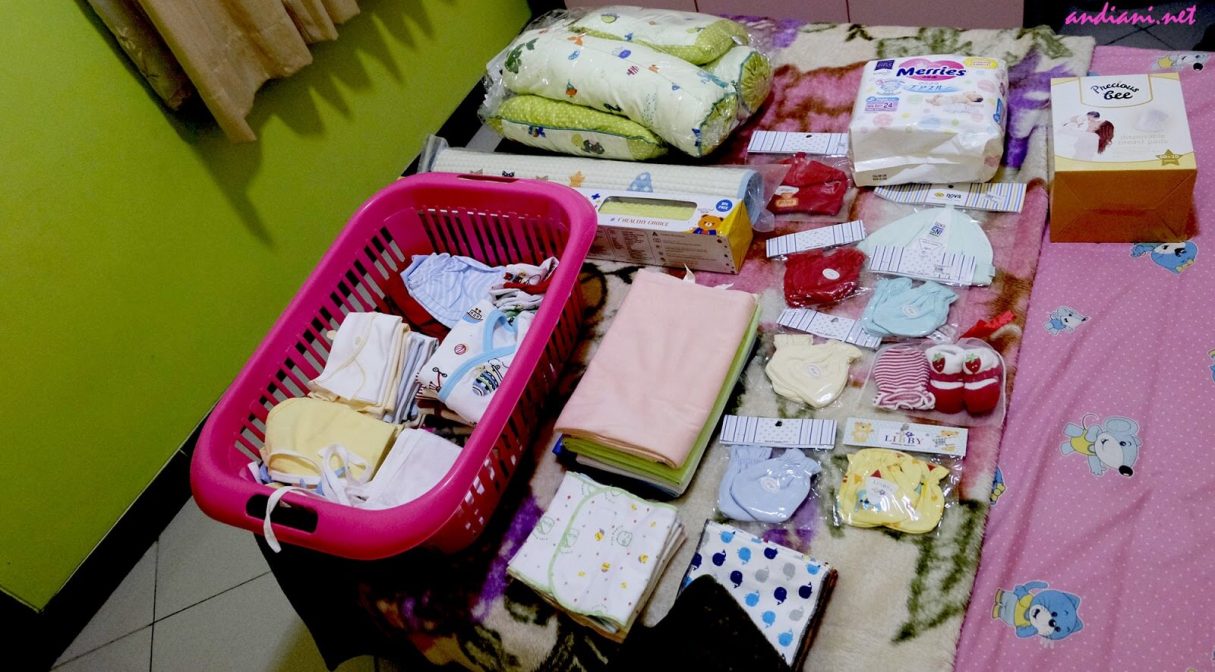10 Jenis Perlengkapan Bayi yang Perlu Disiapkan Sebelum Lahiran