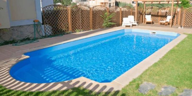 pagar kolam renang minimalis