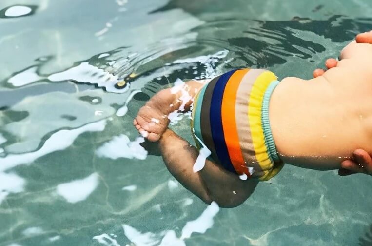 6 Jenis Pampers untuk Berenang Terbaik untuk Bayi