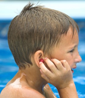 penutup telinga untuk renang