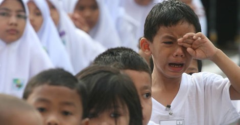 Mengatasi anak menangis di Sekolah