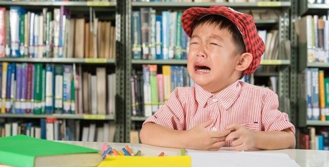 ilustrasi Nangis - cara mengatasi anak tidak mau belajar