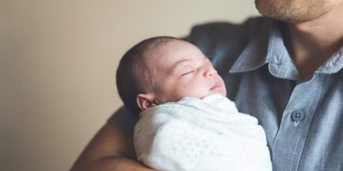 mengurus bayi baru lahir