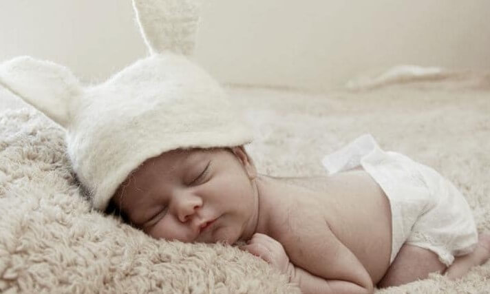 bayi tidur tengkurap