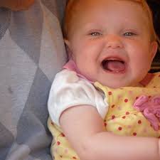 mengatasi gigi bayi telat tumbuh