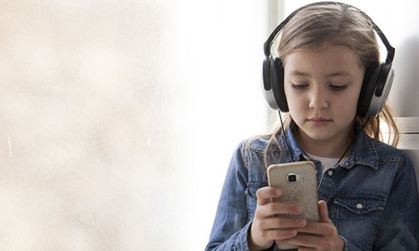 anak kecanduan gadget