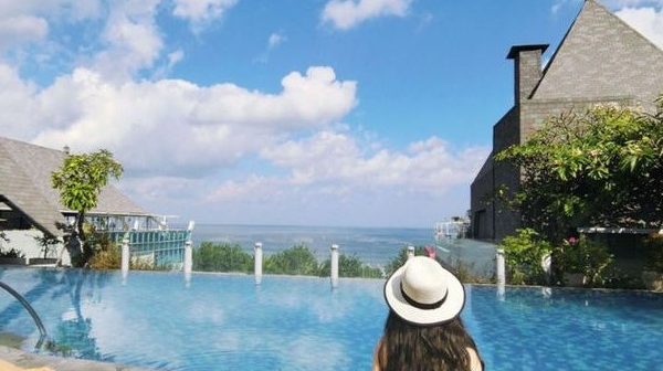 kolam renang di bali