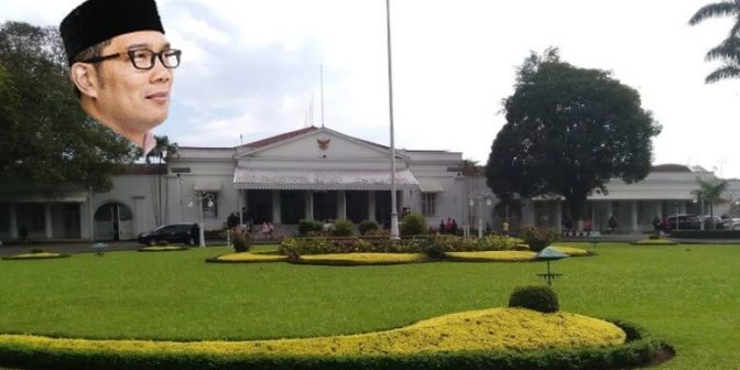 kolam renang di rumah dinas gubernur jawa barat.jpg1.jpg