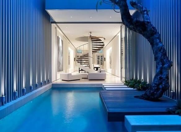 Contoh desain kolam renang minimalis dalam rumah