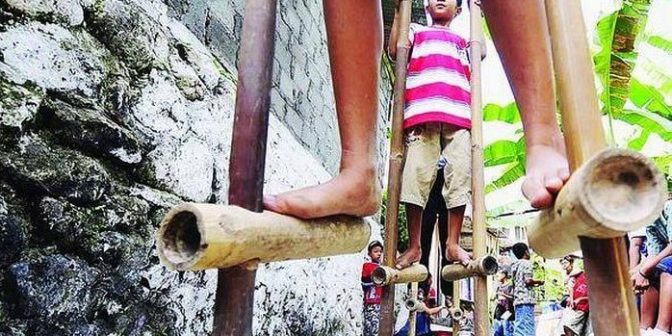 mainan anak jaman dulu, egrang