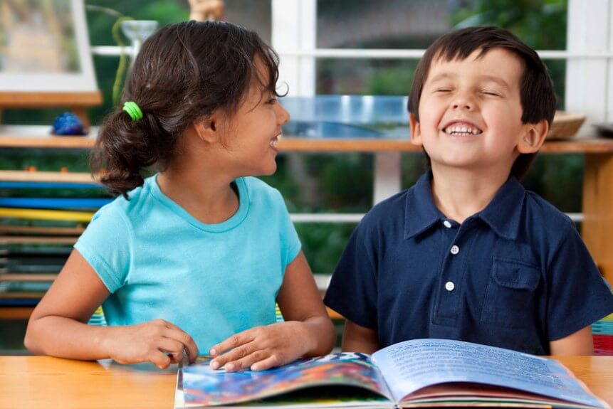 mengajari anak membaca.jpg2.jpg