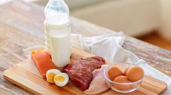 makanan pantangan ibu menyusui