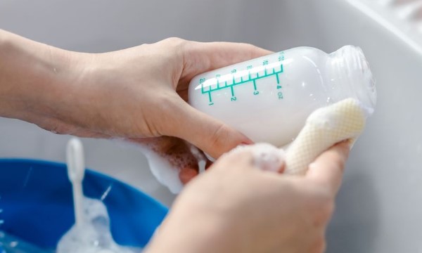 sabun pencuci botol bayi