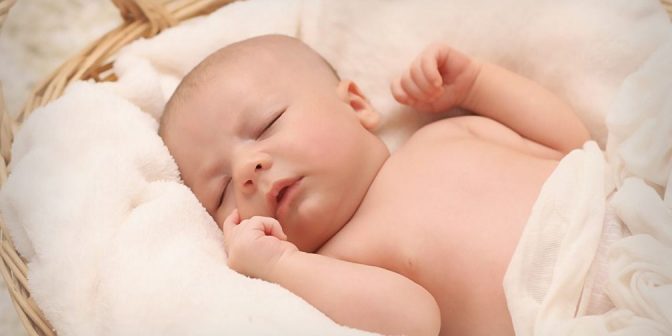 8 Hal yang Mengganggu Pola Tidur Pada Bayi dan Solusinya