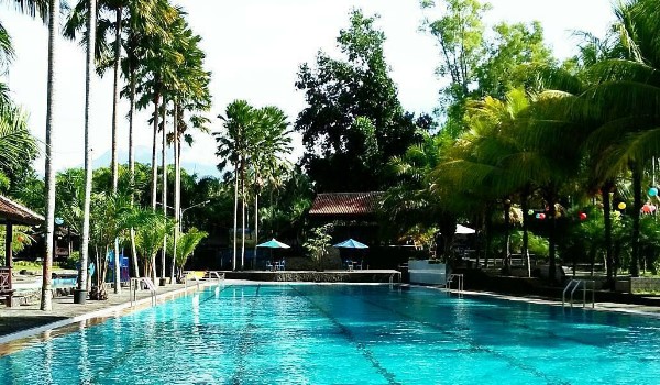 kolam renang Umbul Bening Banyuwangi