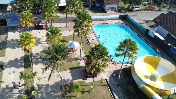 kolam renang Umbul Bening Banyuwangi
