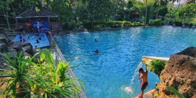 kolam renang di wonosari