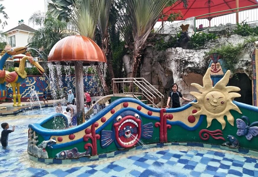 kolam renang eldorado.jpg1.jpg