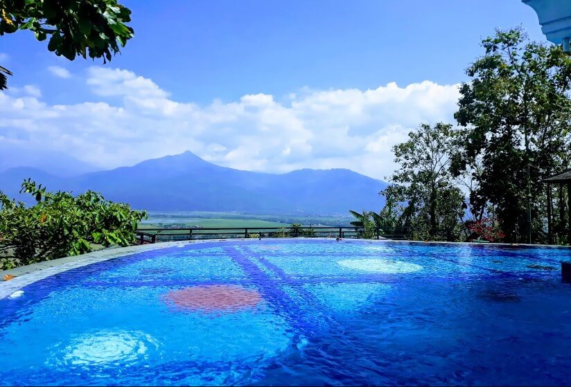 kolam renang eling bening