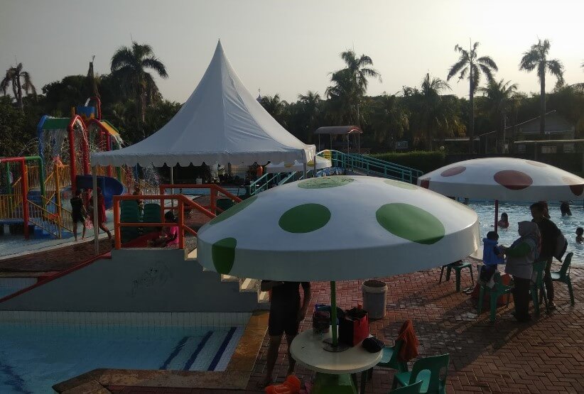 kolam renang palem jakarta