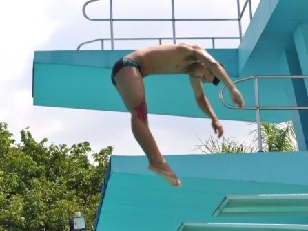 Renang Loncat Indah: Pengertian, Aturan & Teknik Dasar