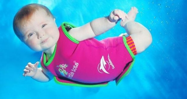 manfaat berenang untuk bayi