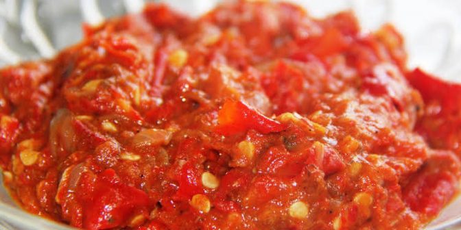 Bolehkah Ibu Hamil Makan Pedas? Baca 5 Tips Aman Ini