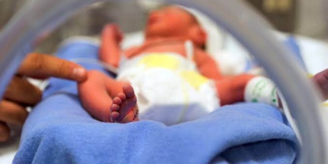 8 Tips Perawatan Bayi Prematur, Sesuai Prosedur Kesehatan