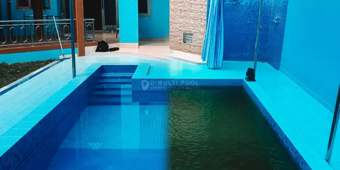 Menjernihkan Air Kolam Renang Berlumut