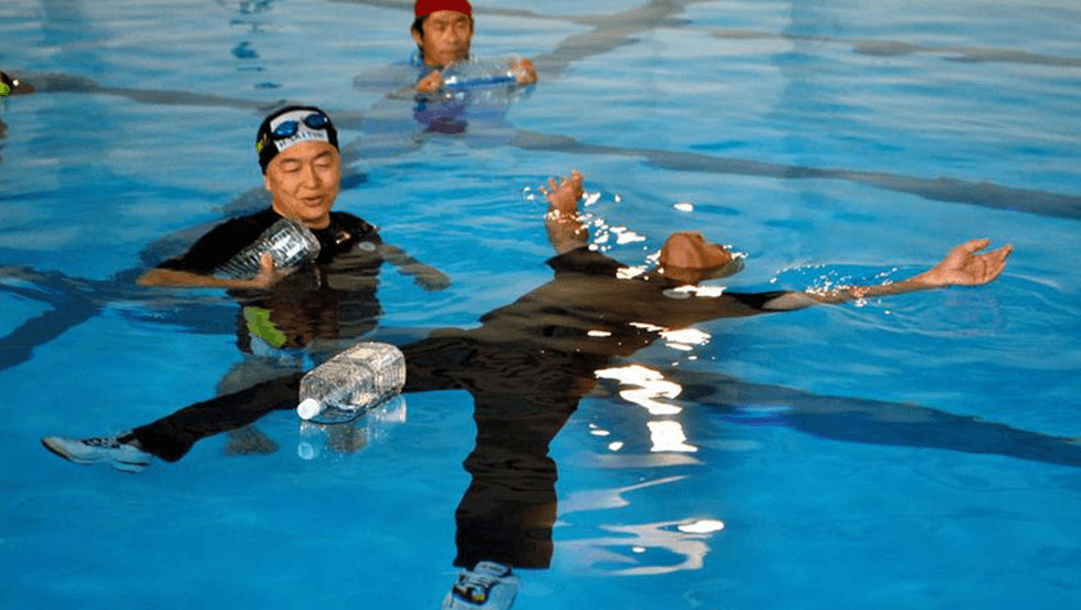 Cara Berenang Mengambang