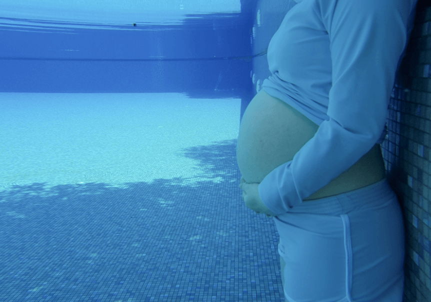 Cara Berenang Saat Hamil