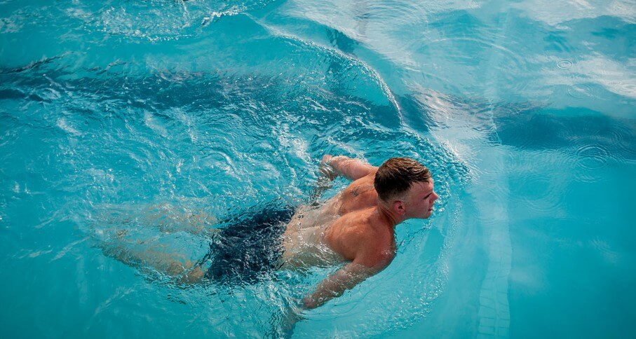 cara berenang yang baik