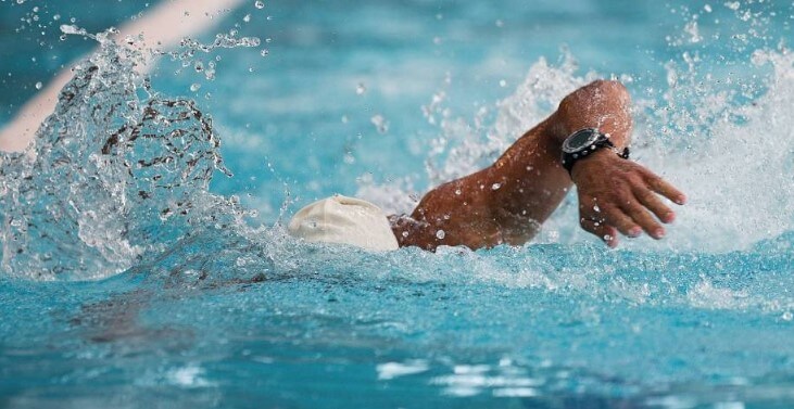 cara berenang yang baik
