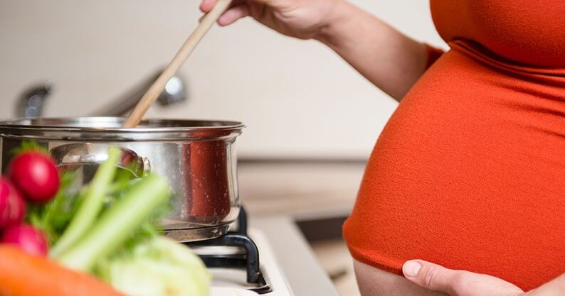 makanan yang dilarang untuk ibu hamil