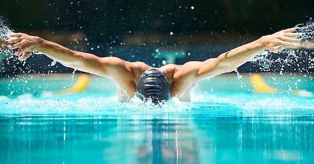 manfaat berenang untuk otot