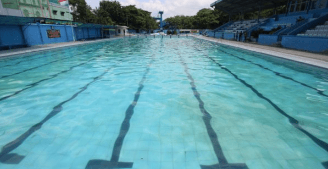 Kolam Renang Manahan